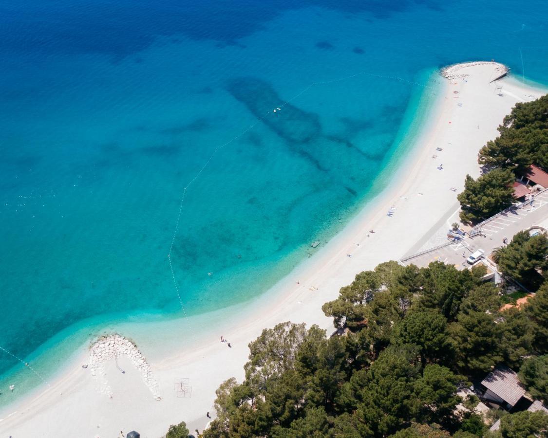 Family Resort Urania Baška Voda Kültér fotó